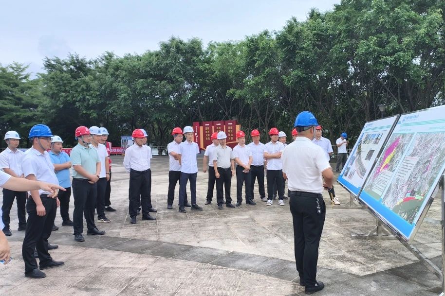 東源縣項(xiàng)目部承辦東源“百千萬(wàn)工程”現(xiàn)場(chǎng)觀摩會(huì).jpg